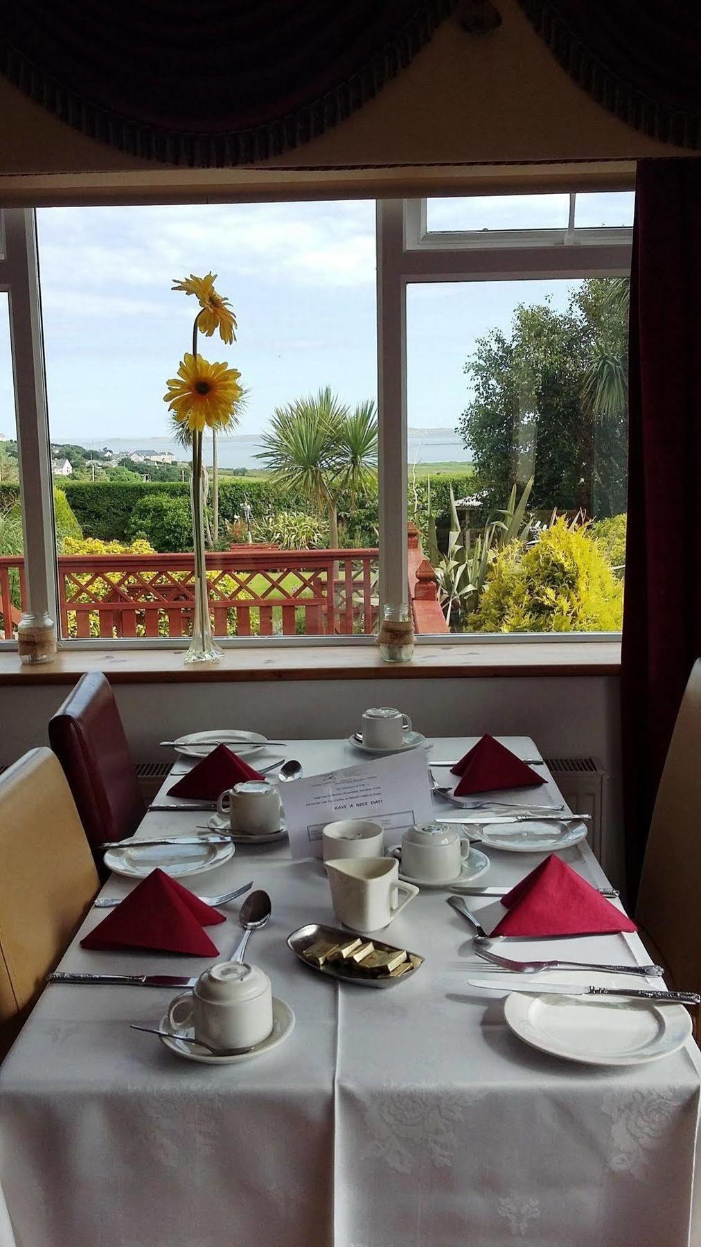 The Strand Hotel Ballyliffin Extérieur photo