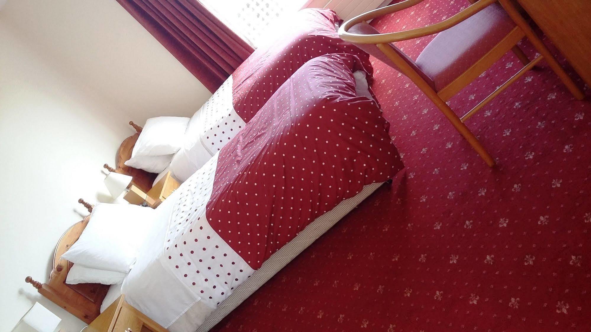 The Strand Hotel Ballyliffin Extérieur photo
